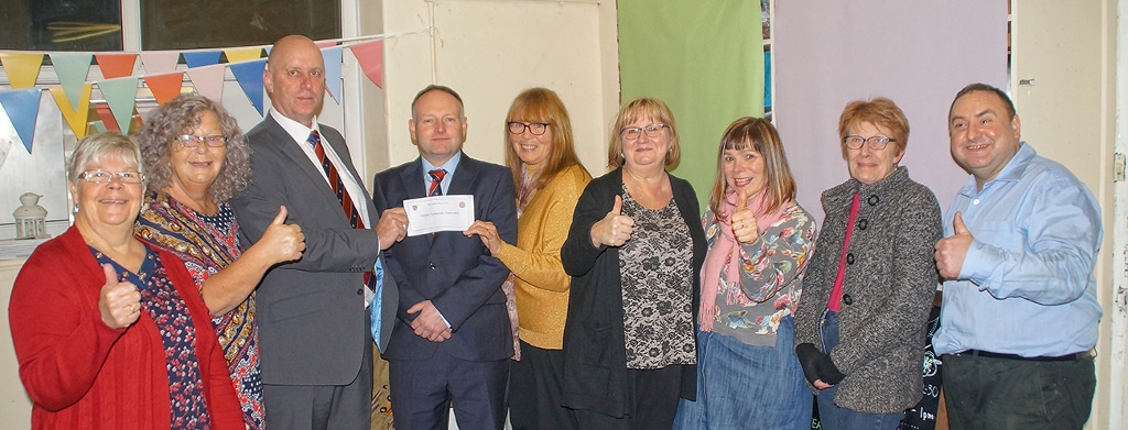 ELMC Donates £500.00 to Mossley Community Association